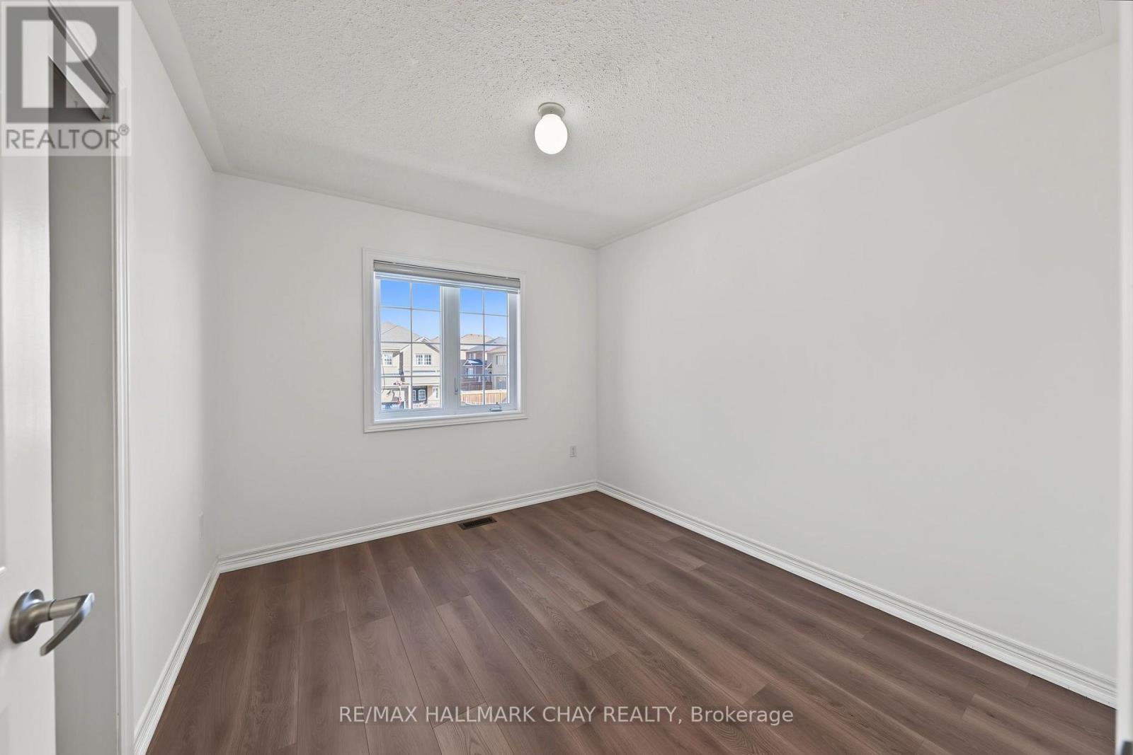 20 Atkinson Crescent Property Photo 24