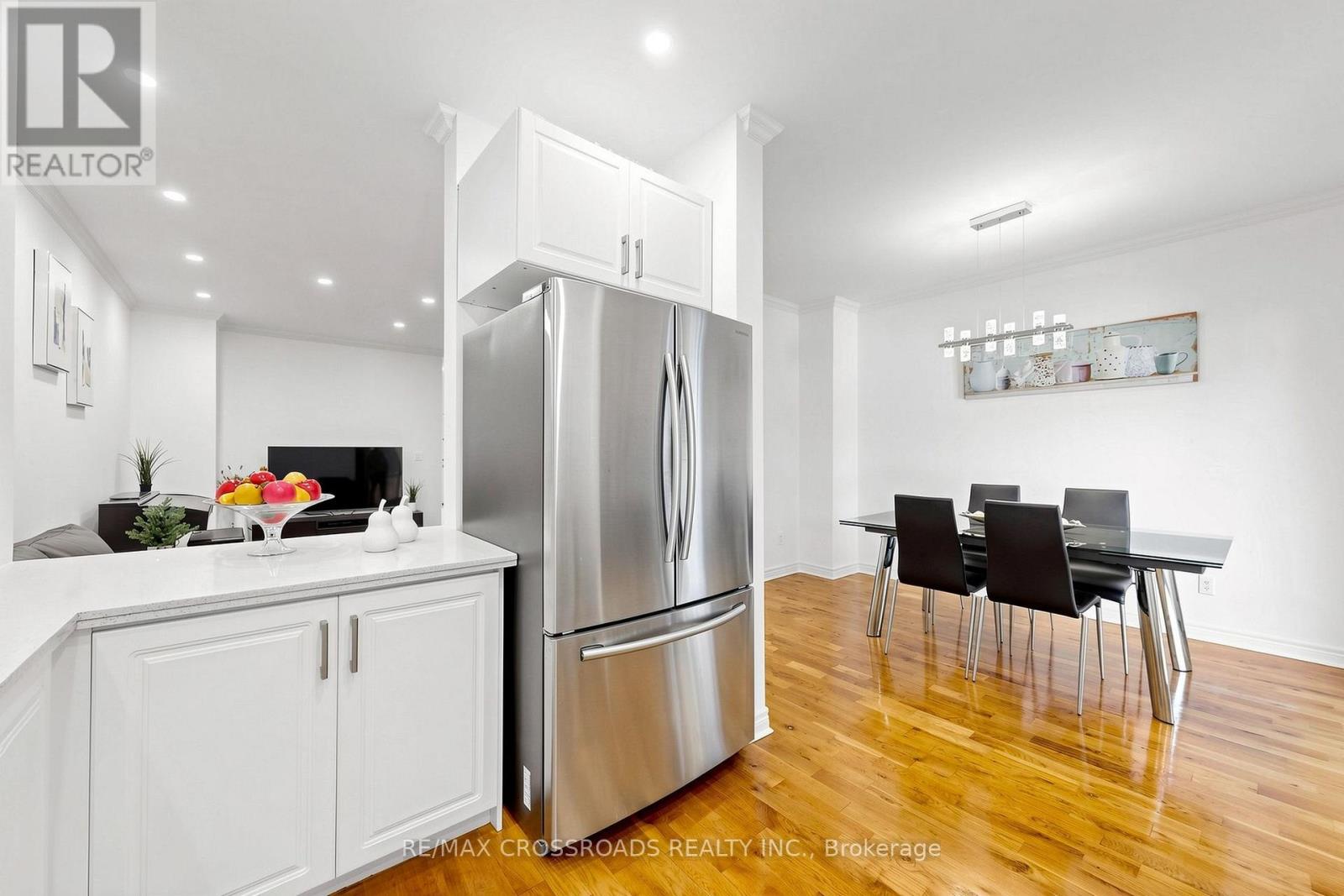 74 Romance Drive Property Photo 16
