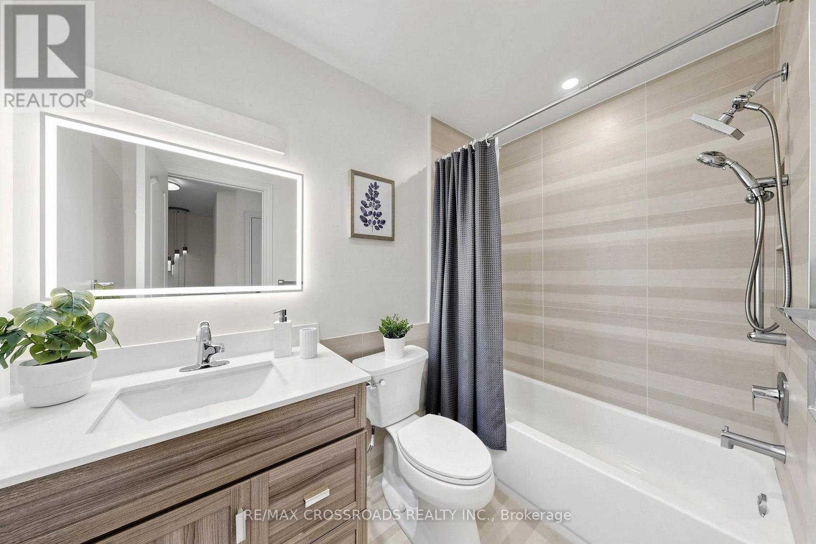 74 Romance Drive Property Photo 35