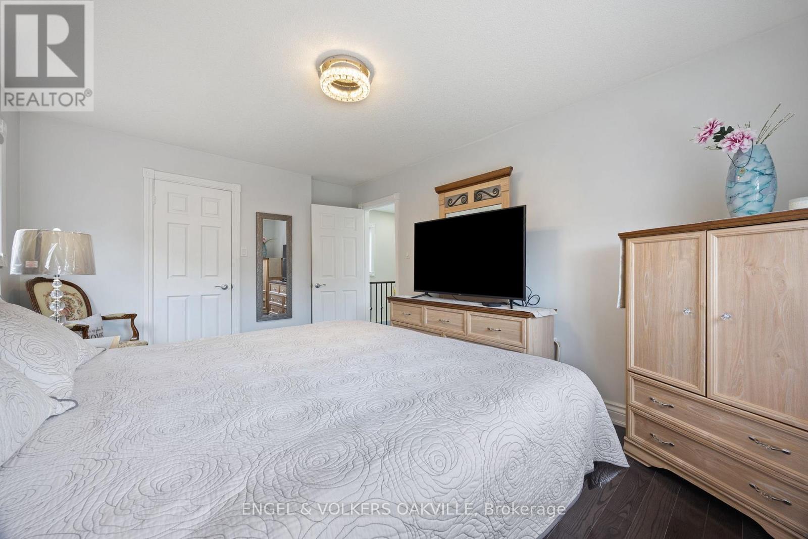 10 Crieff Avenue Property Photo 22