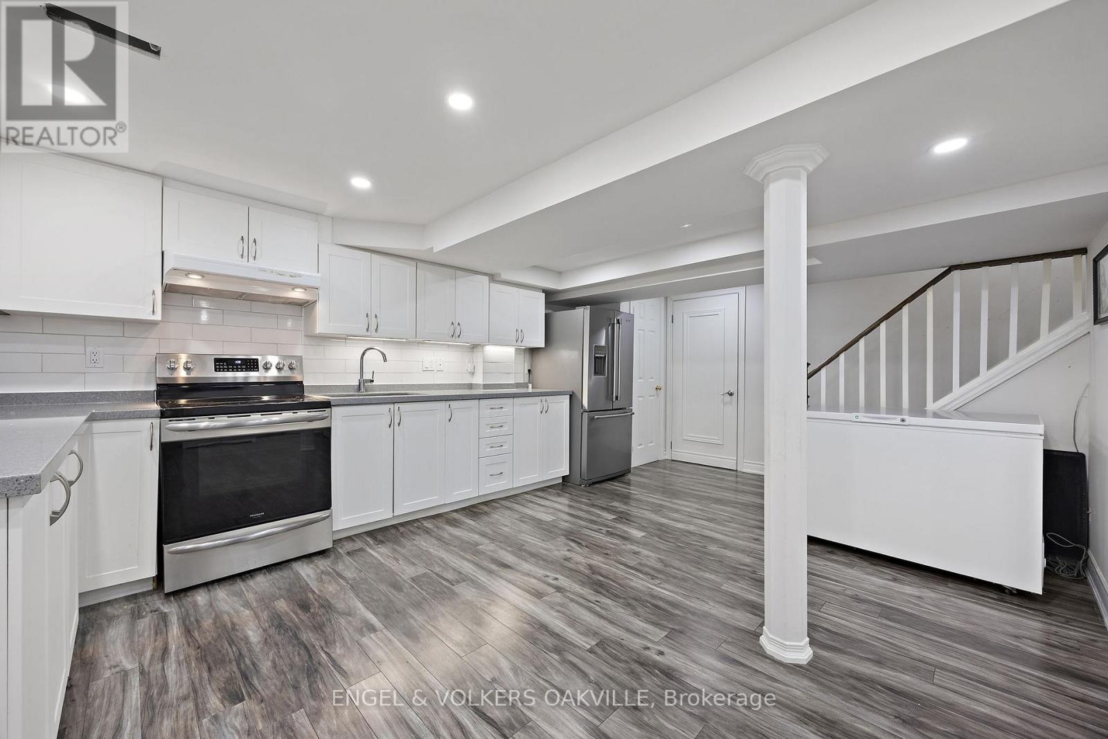 10 Crieff Avenue Property Photo 26