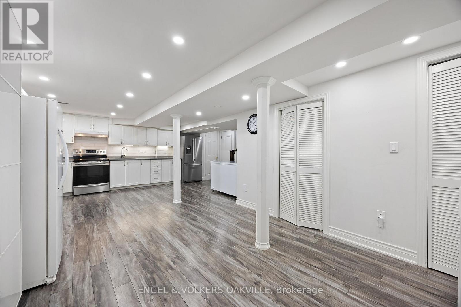 10 Crieff Avenue Property Photo 31