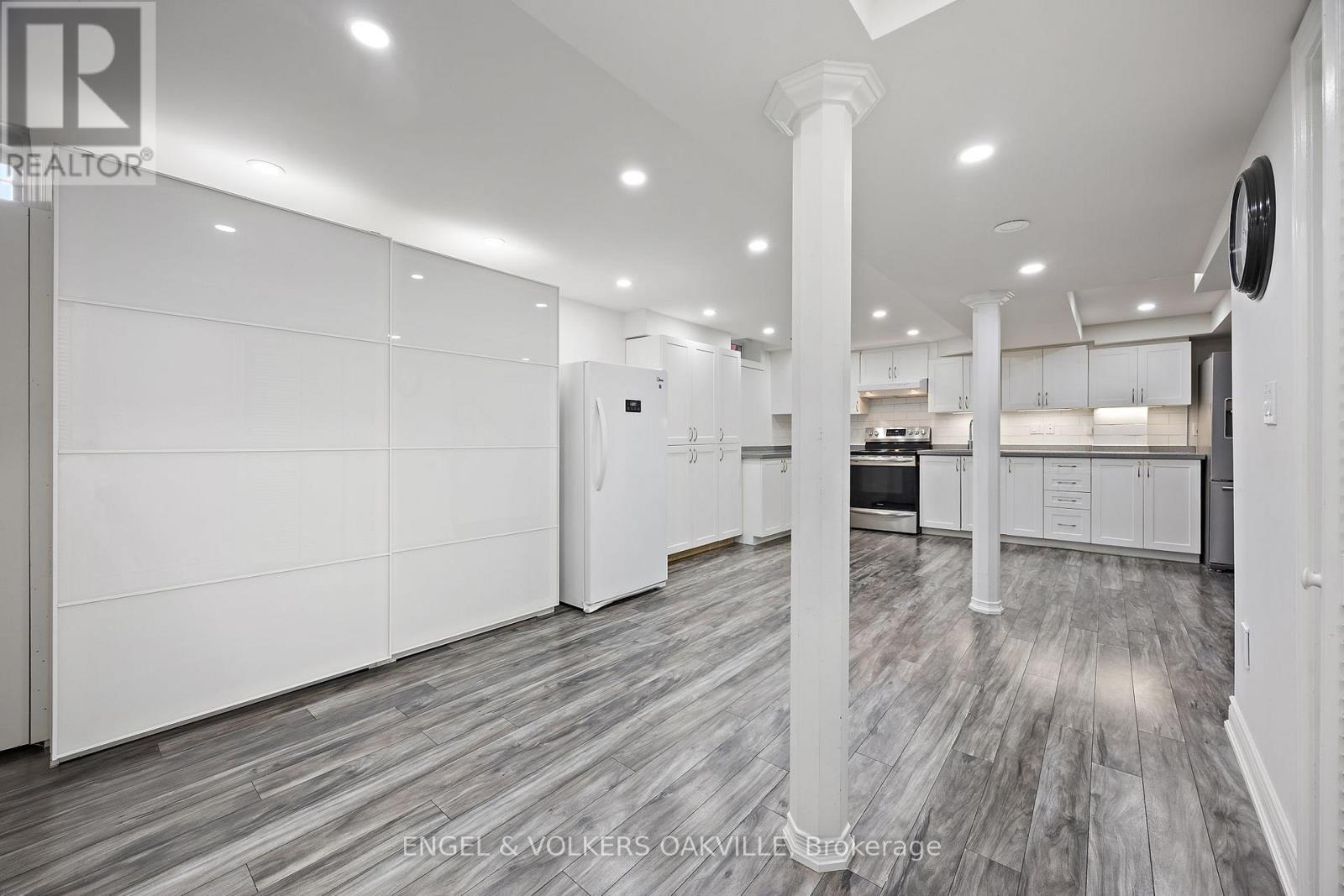 10 Crieff Avenue Property Photo 32