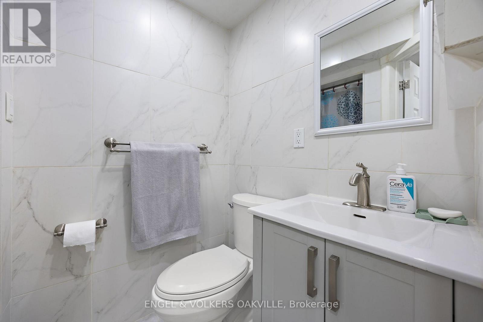 10 Crieff Avenue Property Photo 34