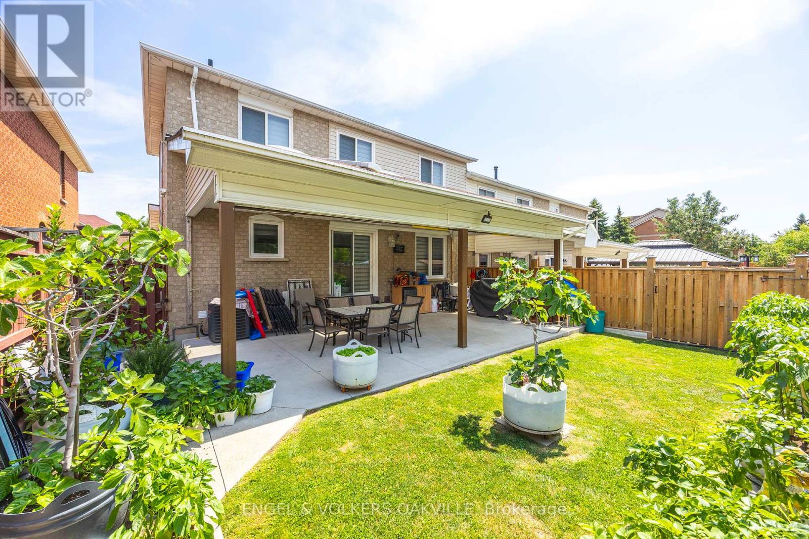 10 Crieff Avenue Property Photo 36