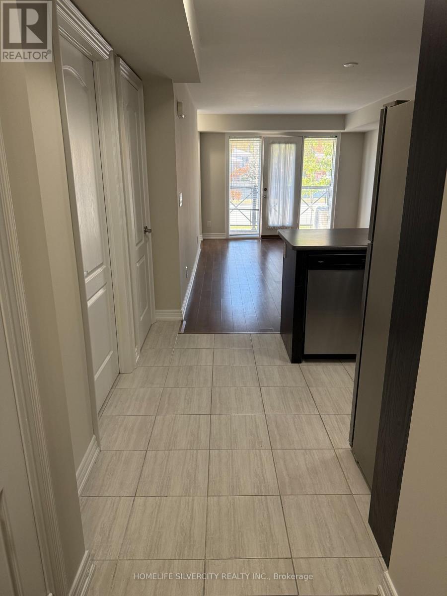 114 - 2 Dunsheath Way Property Photo 6