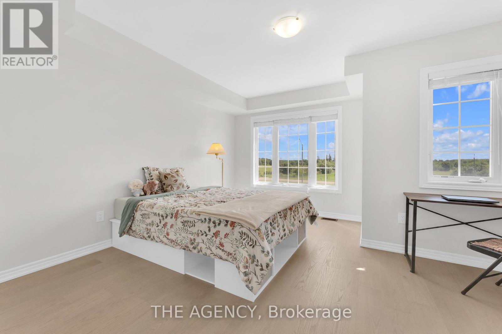 2064 Donald Cousens Parkway Property Photo 17
