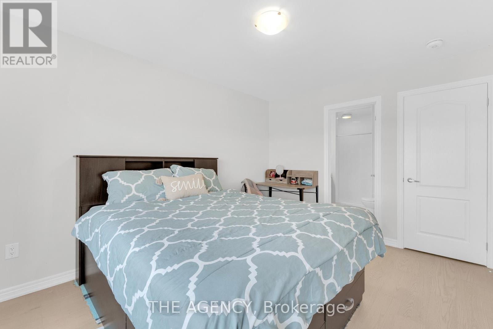 2064 Donald Cousens Parkway Property Photo 28