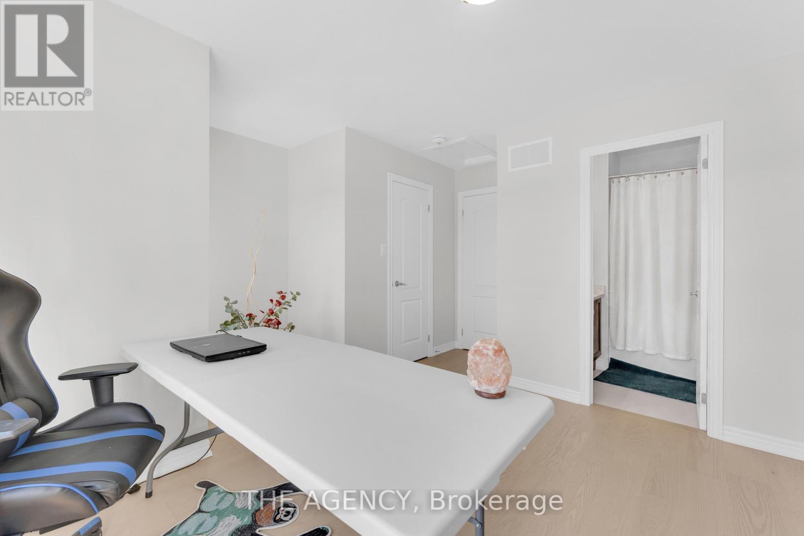 2064 Donald Cousens Parkway Property Photo 32