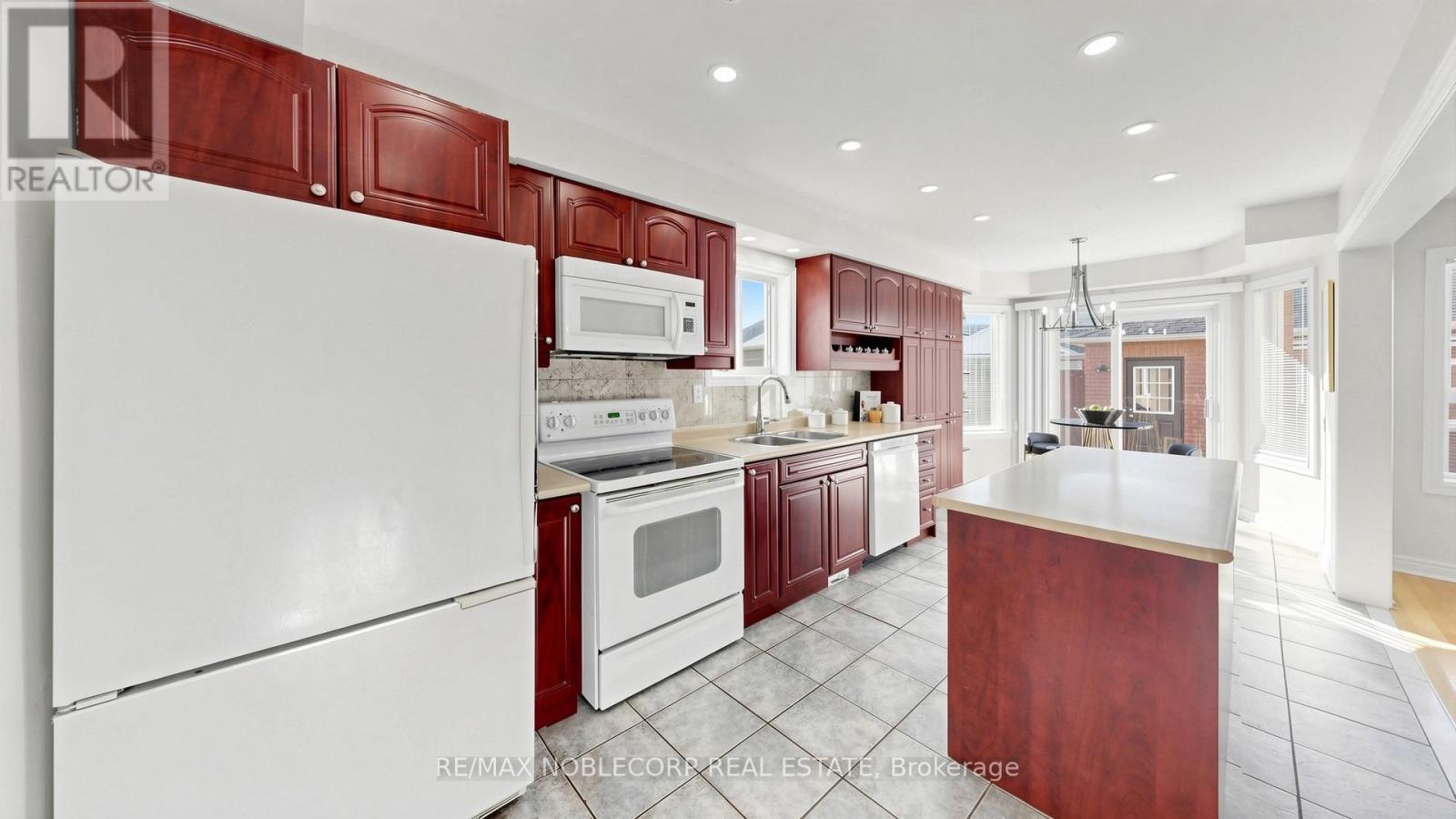 48 Ed Quigg Way Property Photo 17