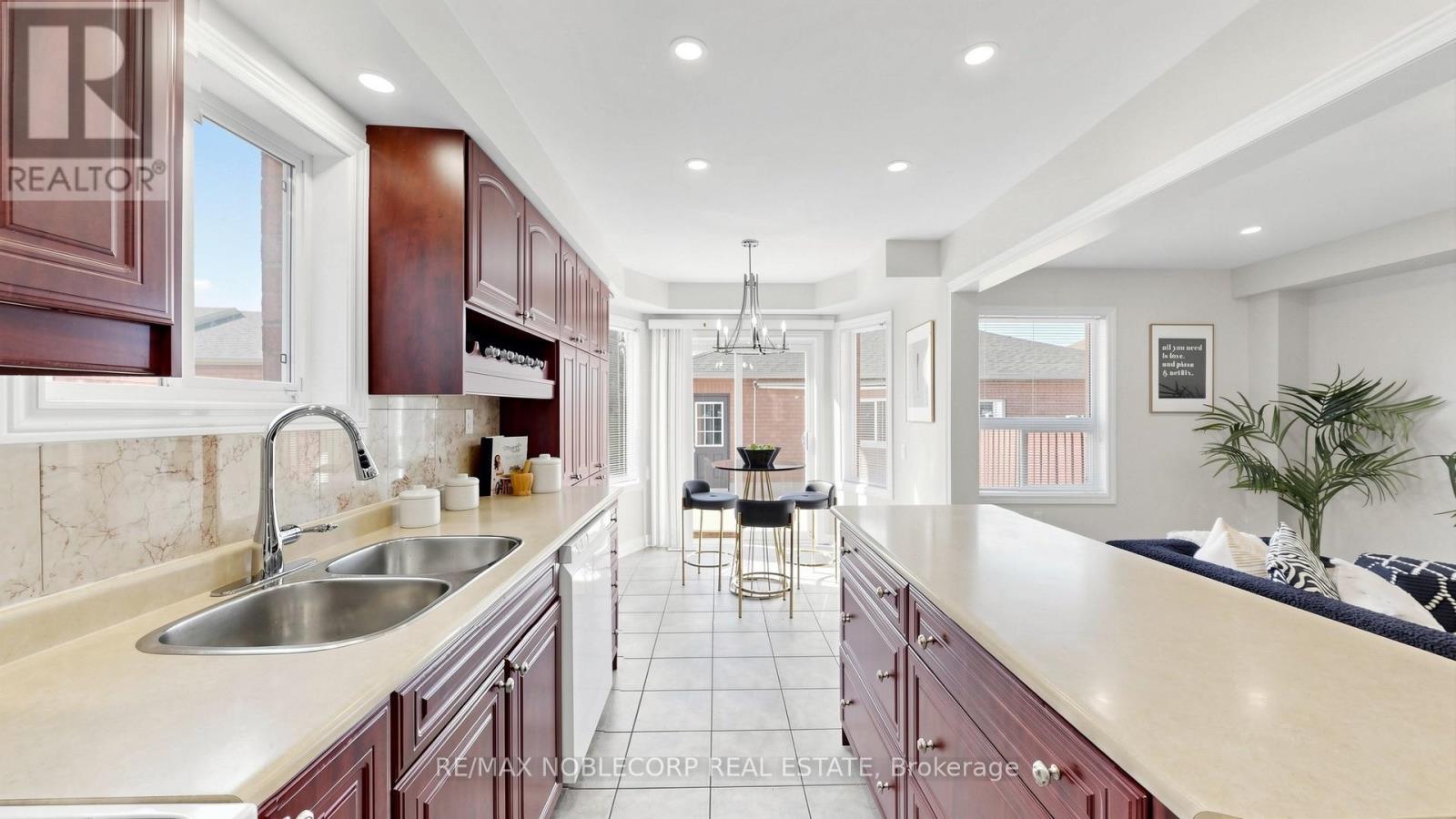 48 Ed Quigg Way Property Photo 19