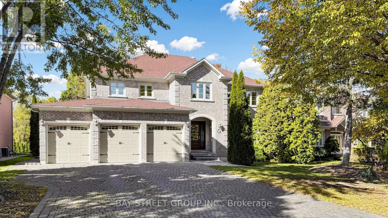 50 Lytton Boulevard Property Photo 3