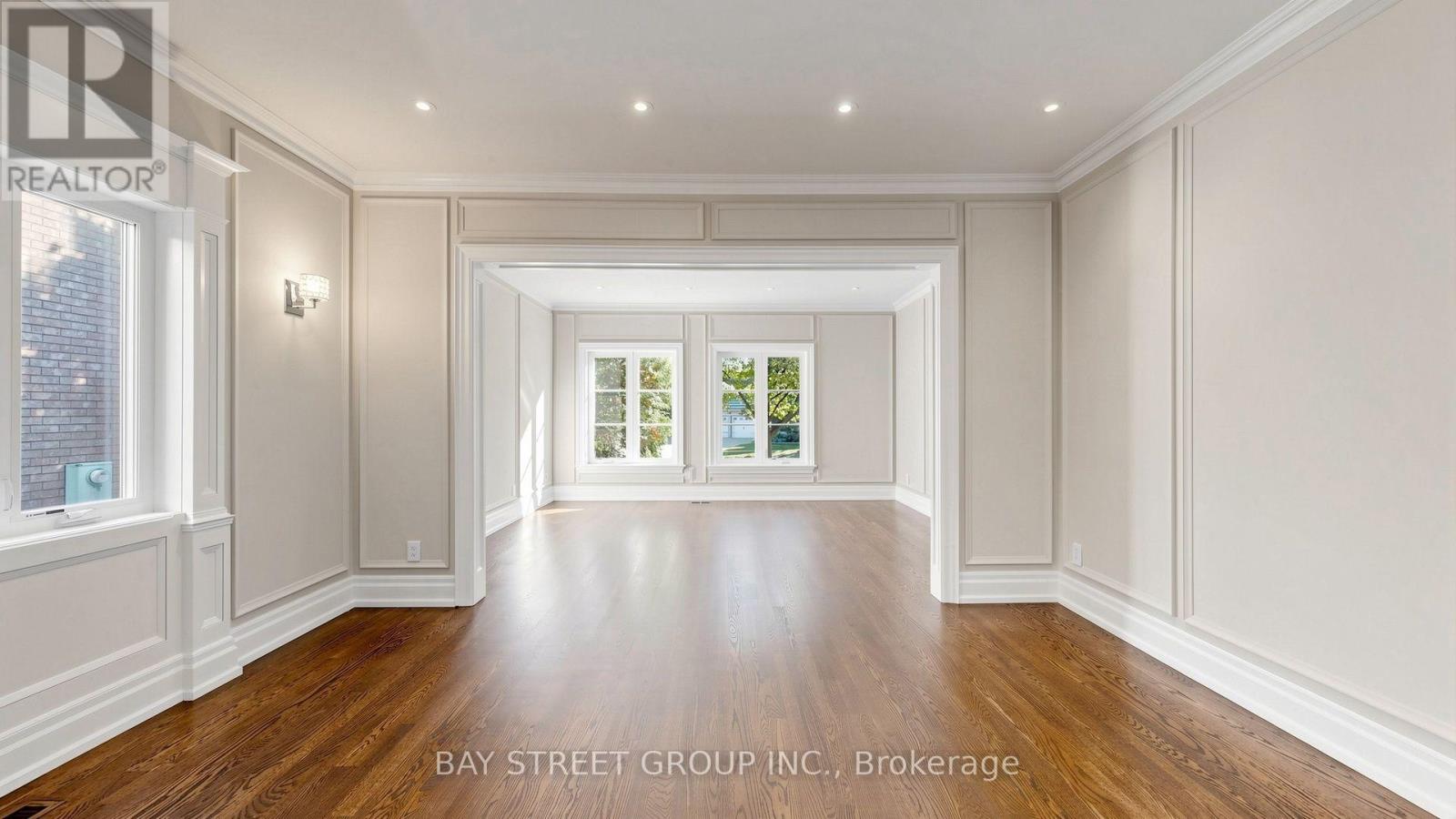 50 Lytton Boulevard Property Photo 12