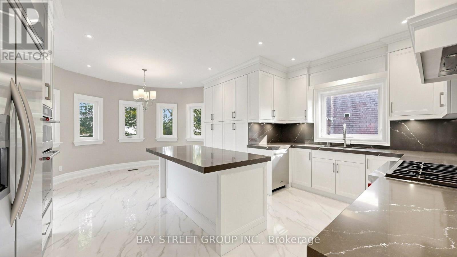 50 Lytton Boulevard Property Photo 18