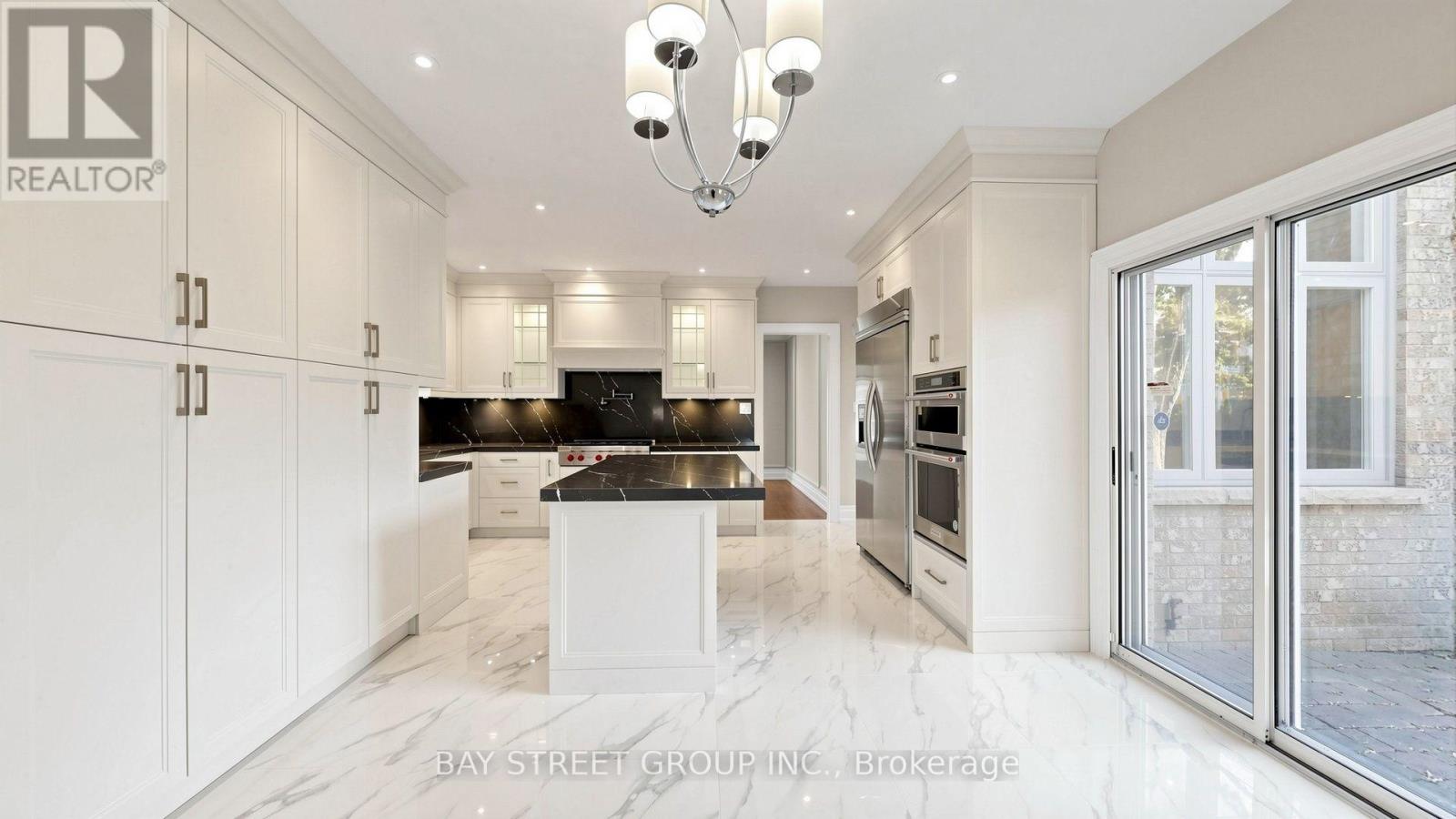 50 Lytton Boulevard Property Photo 23