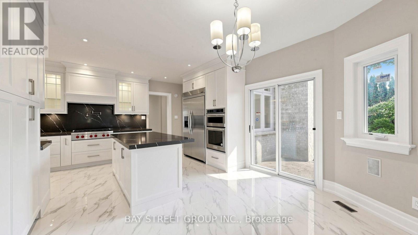 50 Lytton Boulevard Property Photo 24