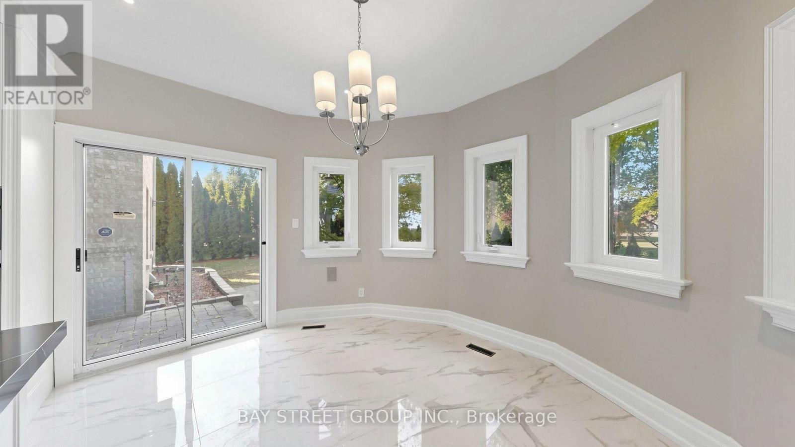 50 Lytton Boulevard Property Photo 25