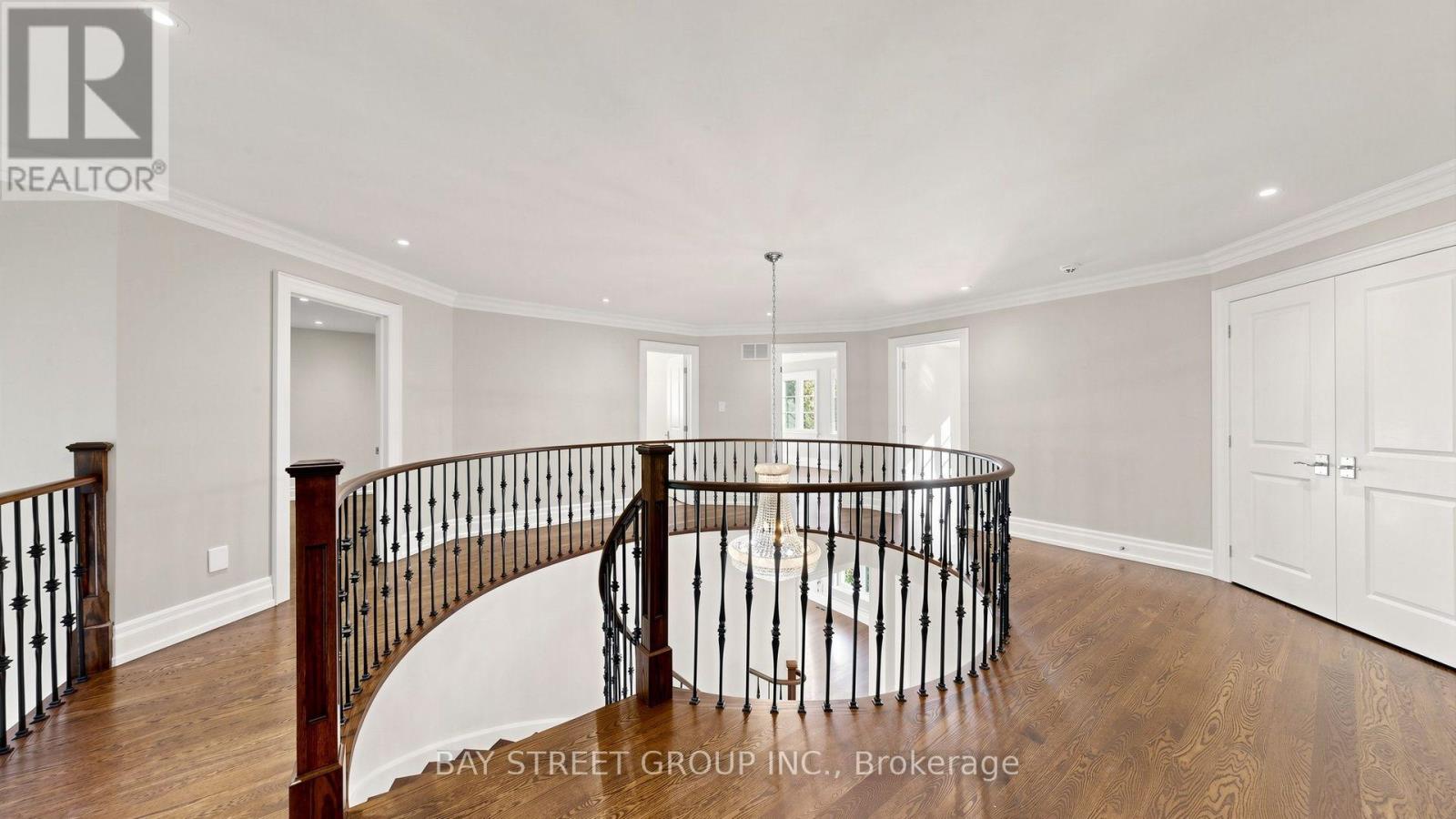 50 Lytton Boulevard Property Photo 29