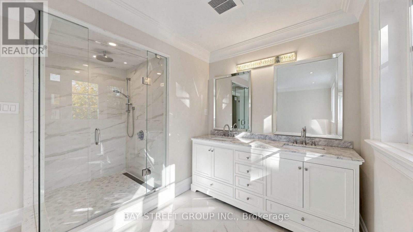 50 Lytton Boulevard Property Photo 32