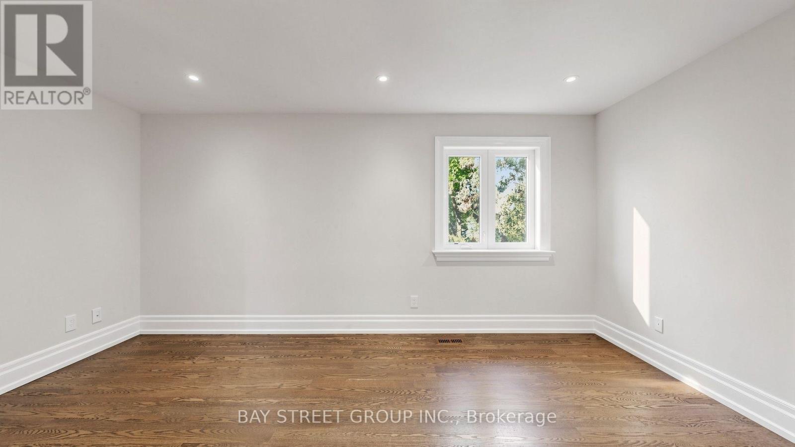 50 Lytton Boulevard Property Photo 35