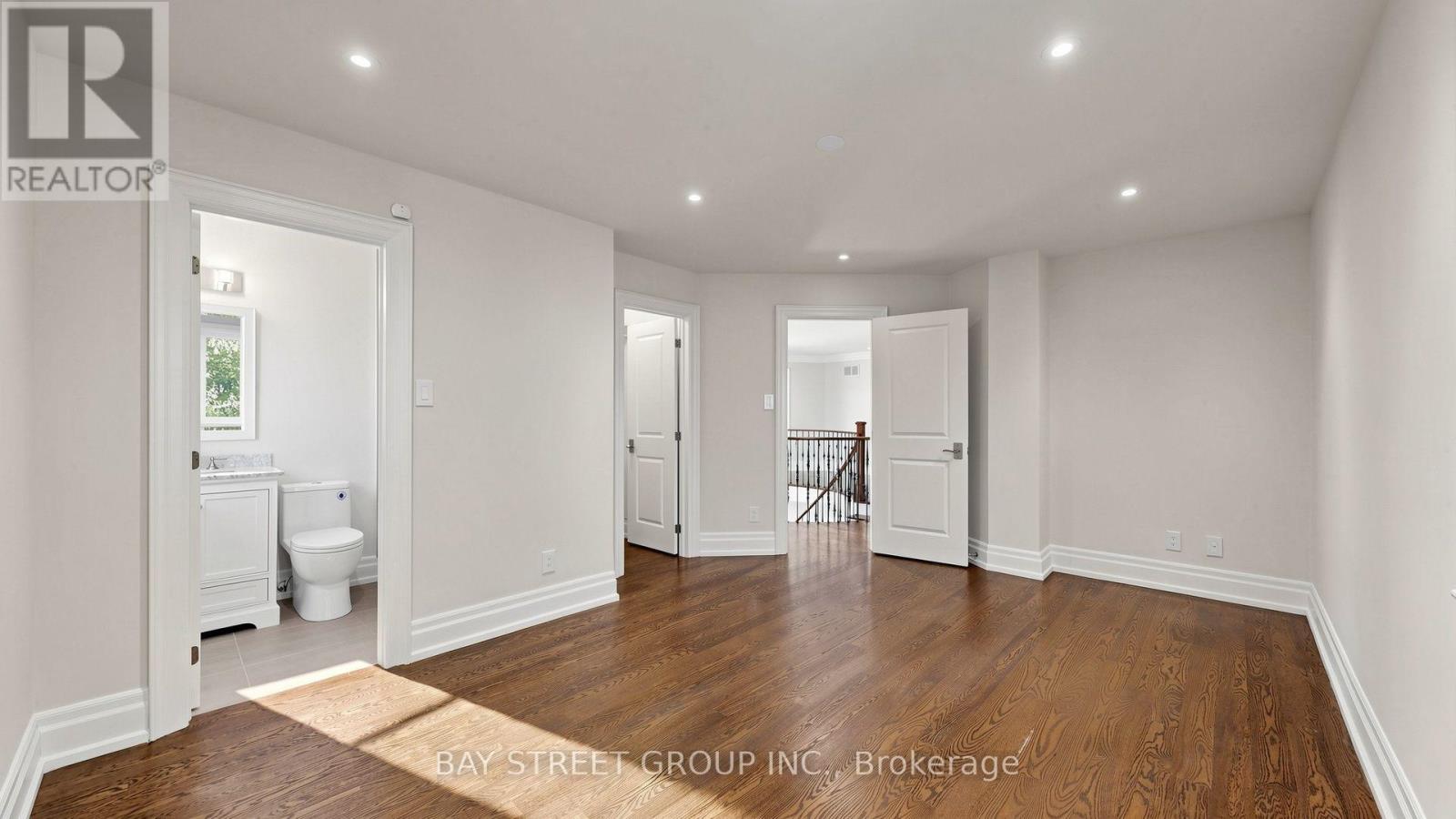 50 Lytton Boulevard Property Photo 36