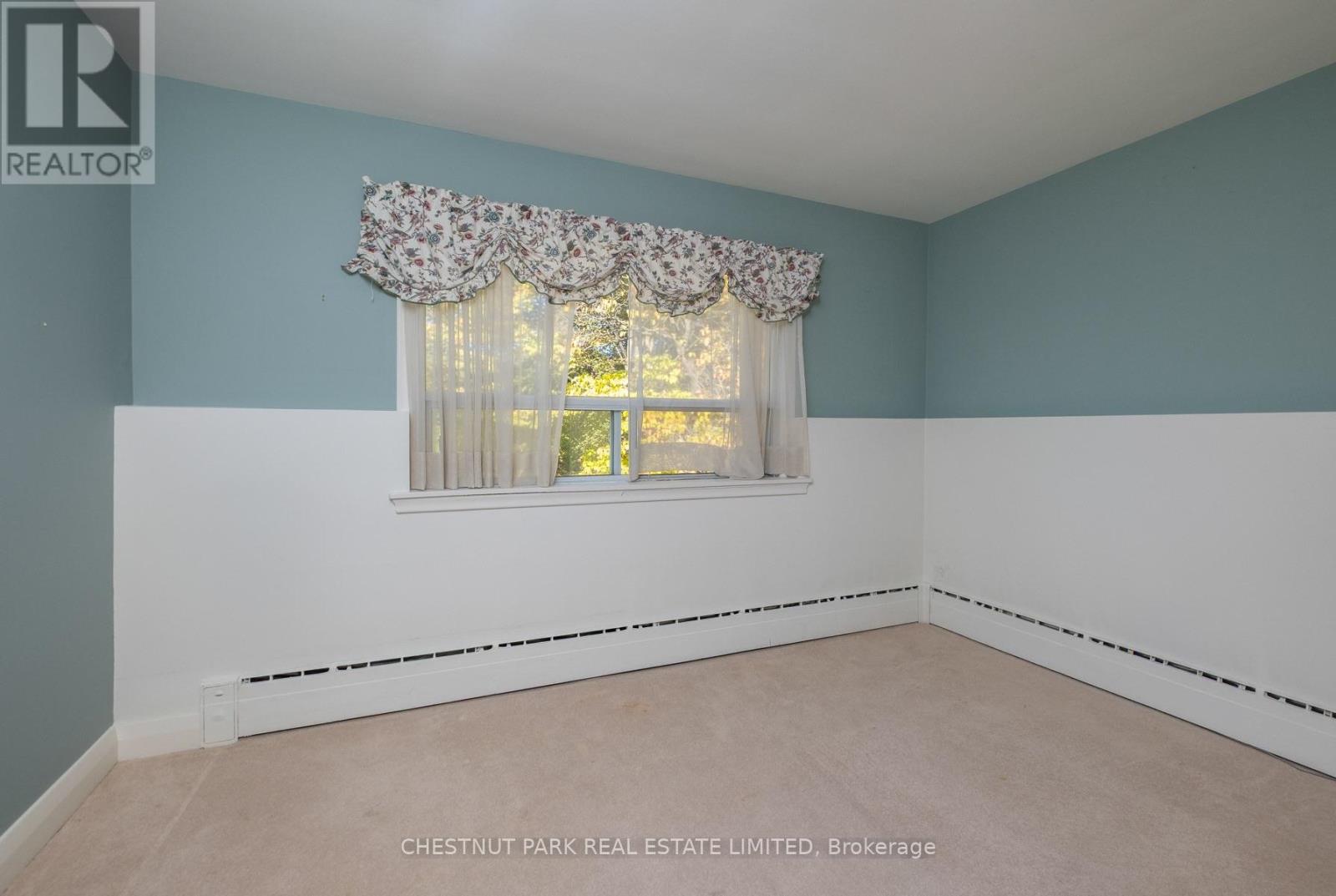 20 Strathroy Crescent Property Photo 13