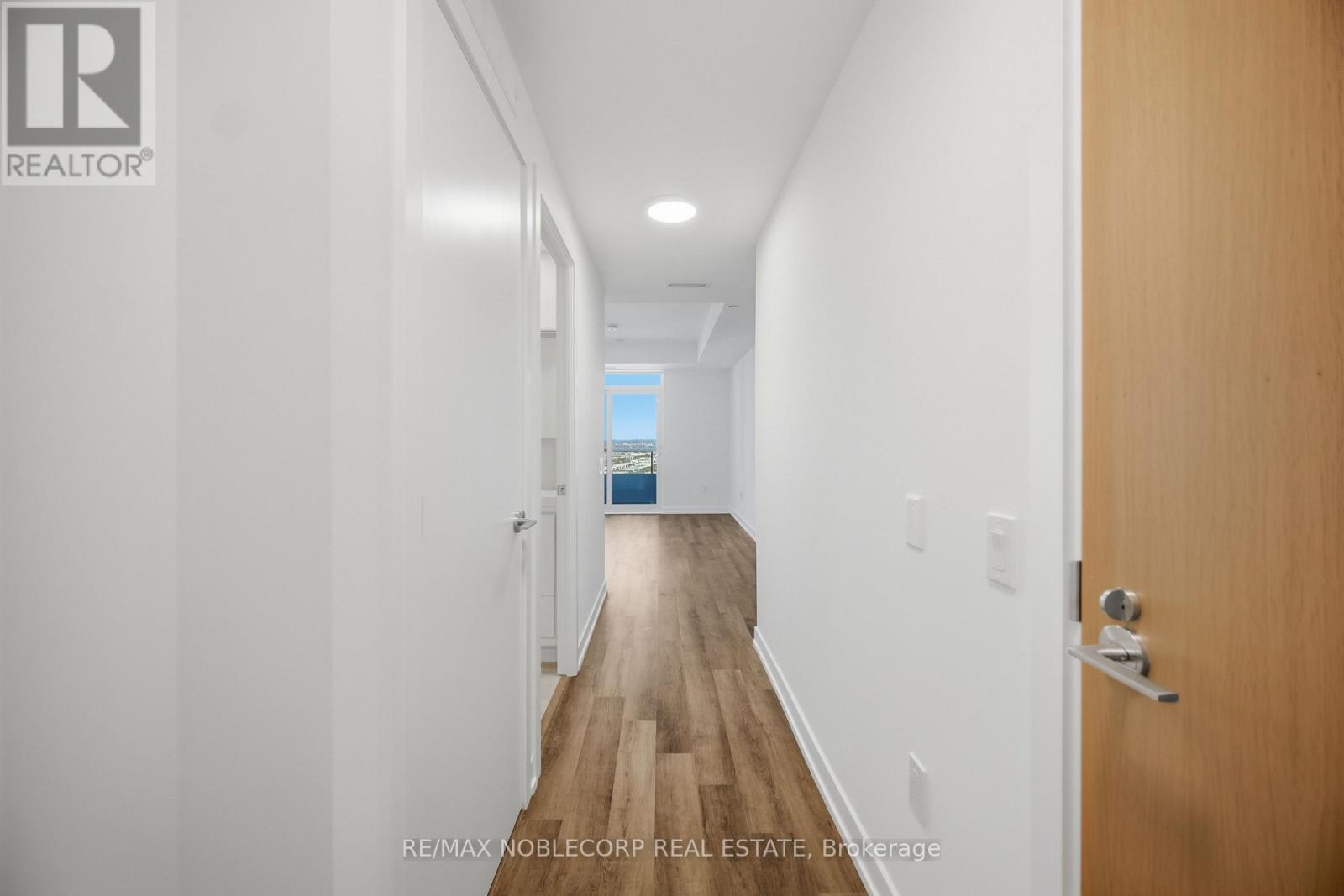 2501 - 5 Meadowdale Road Property Photo 7