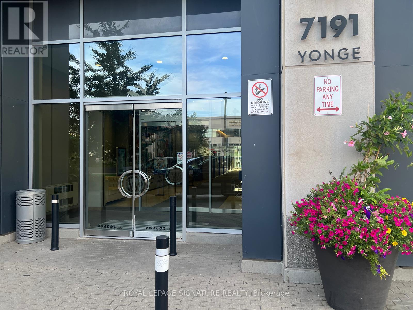 607 - 7191 Yonge Street Property Photo 2