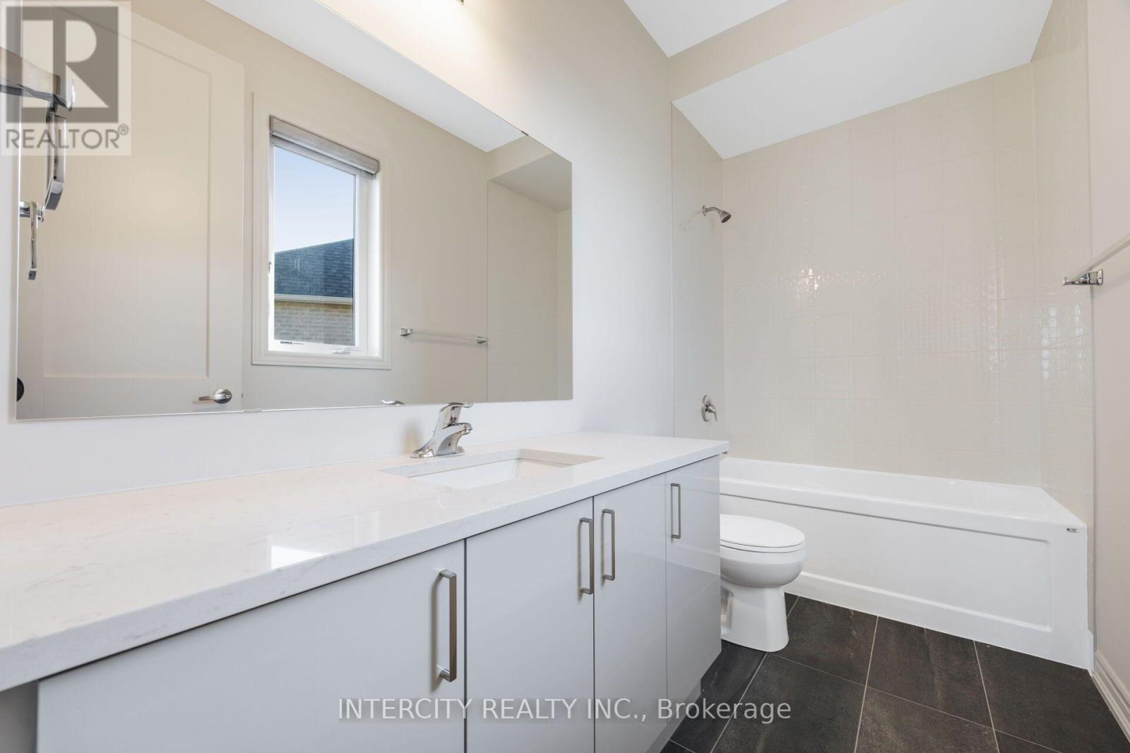 8 Elderberry Way Property Photo 37