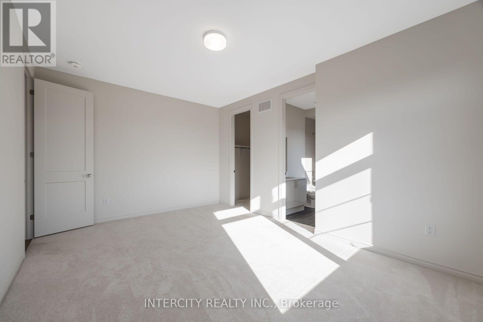8 Elderberry Way Property Photo 44