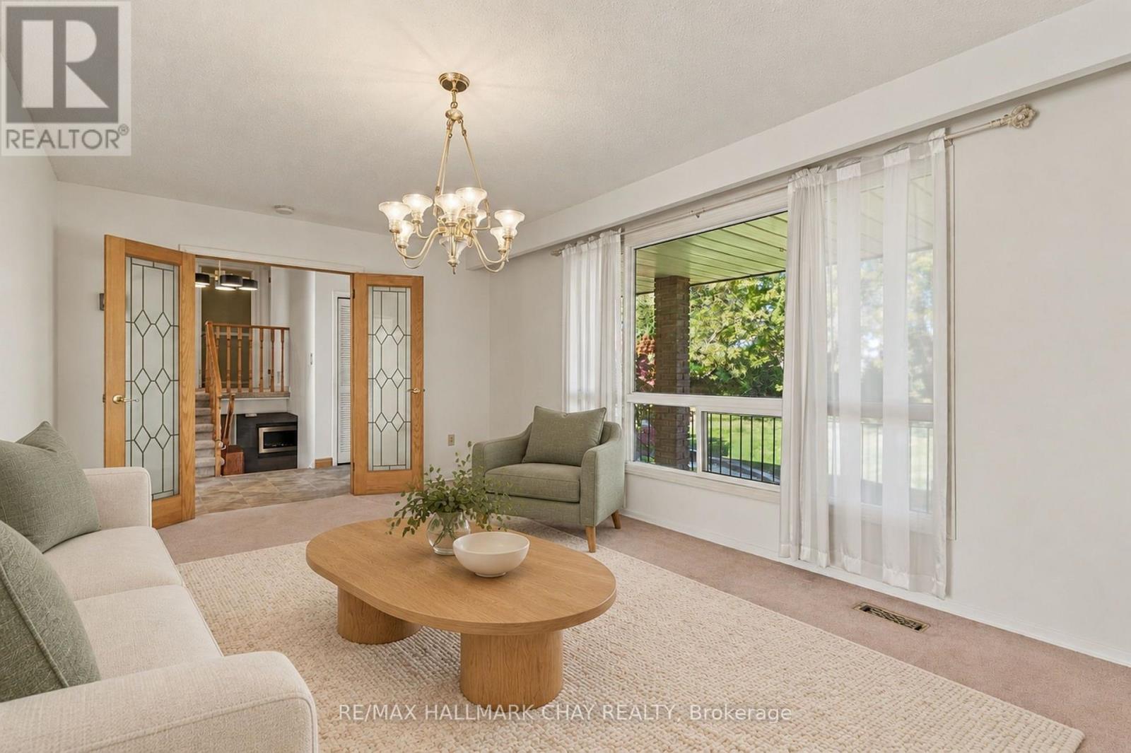 6815 4th Line Property Photo 17