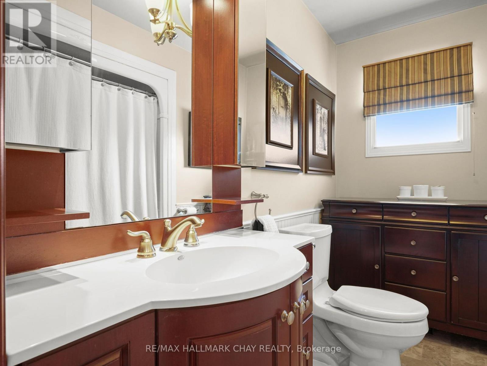 6815 4th Line Property Photo 24