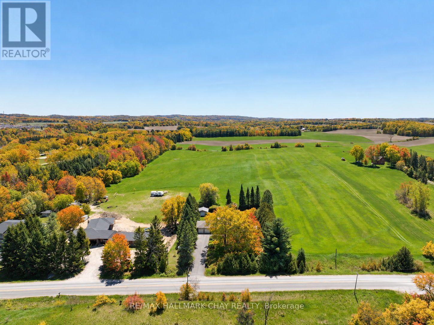 6815 4th Line Property Photo 35