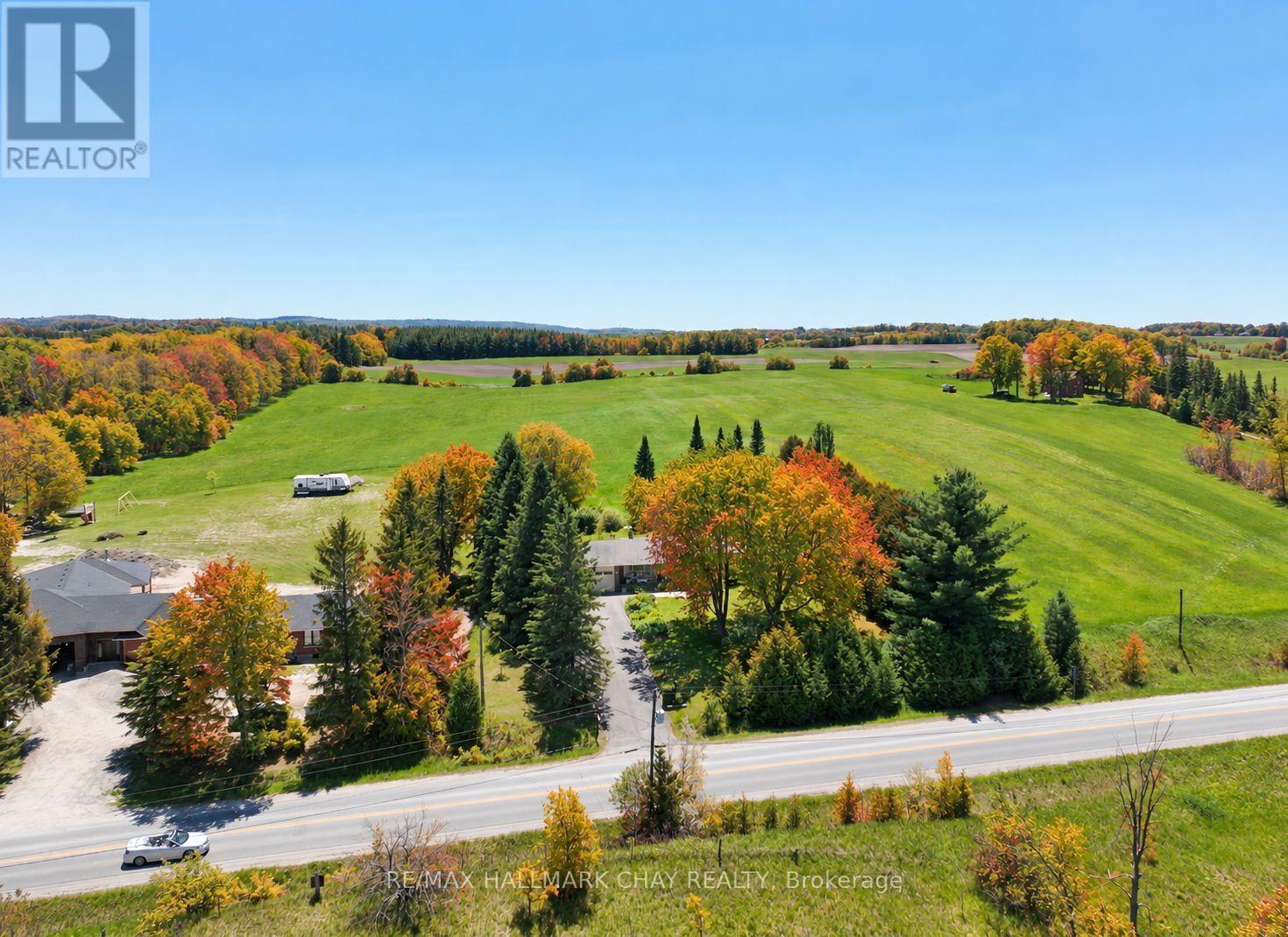 6815 4th Line Property Photo 41