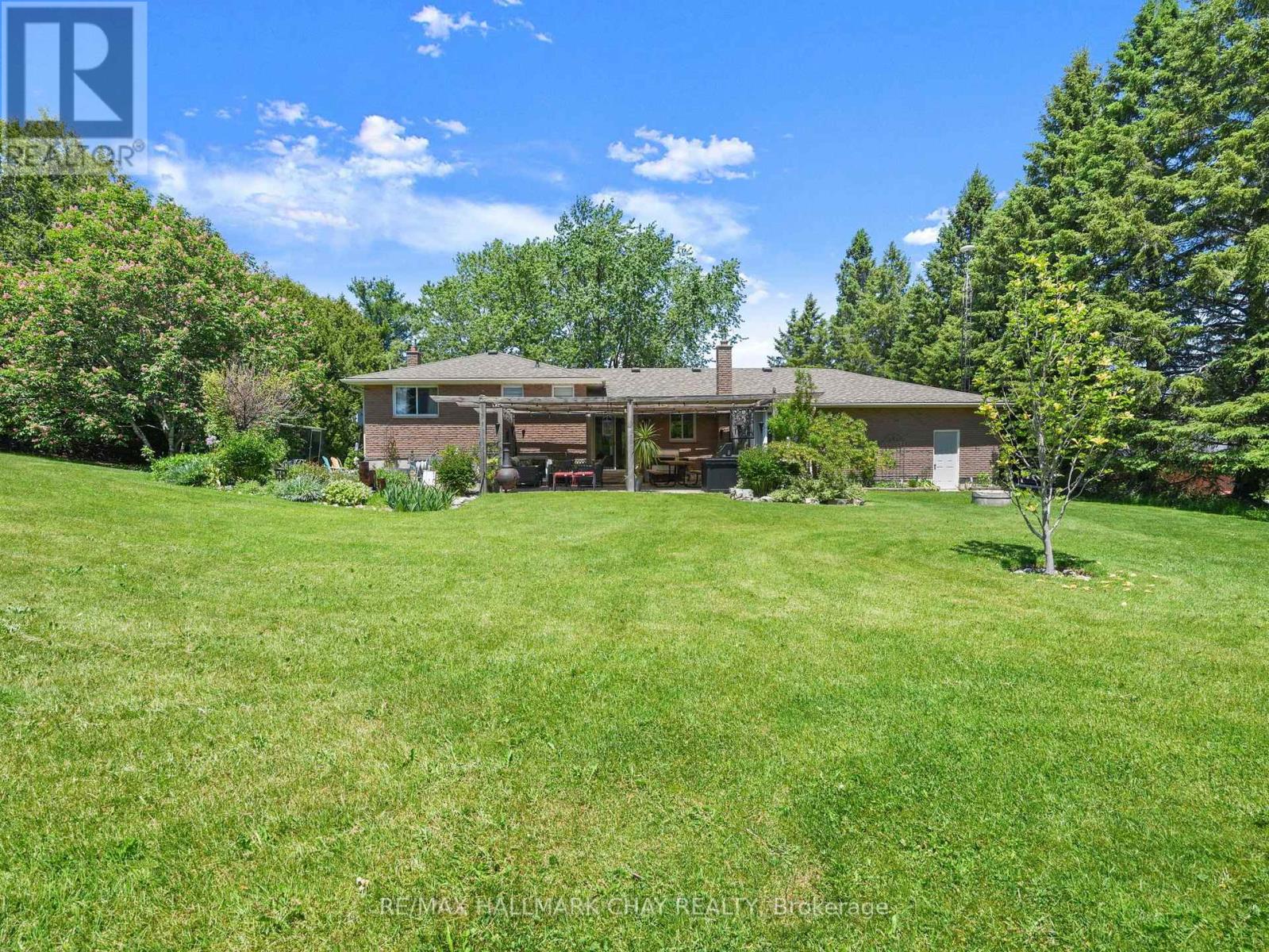 6815 4th Line Property Photo 48