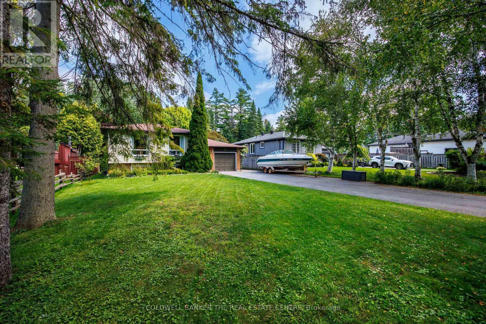 3211 Cowan Avenue Property Photo 2