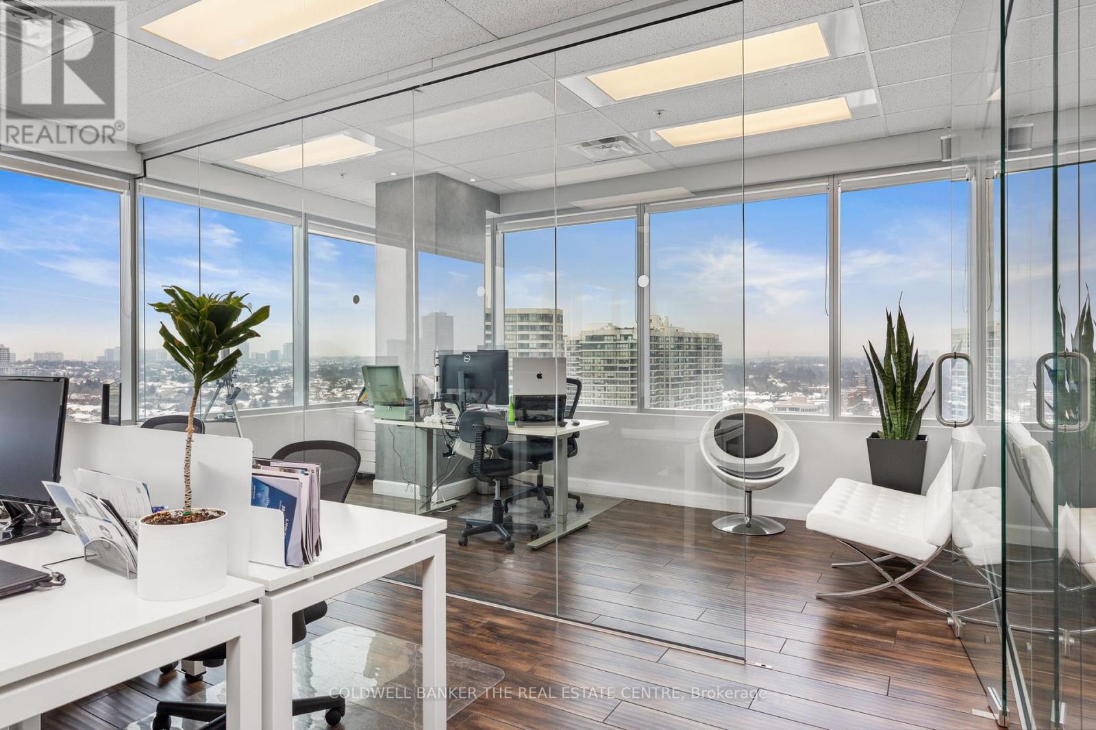 812 - 7191 Yonge Street Property Photo 1