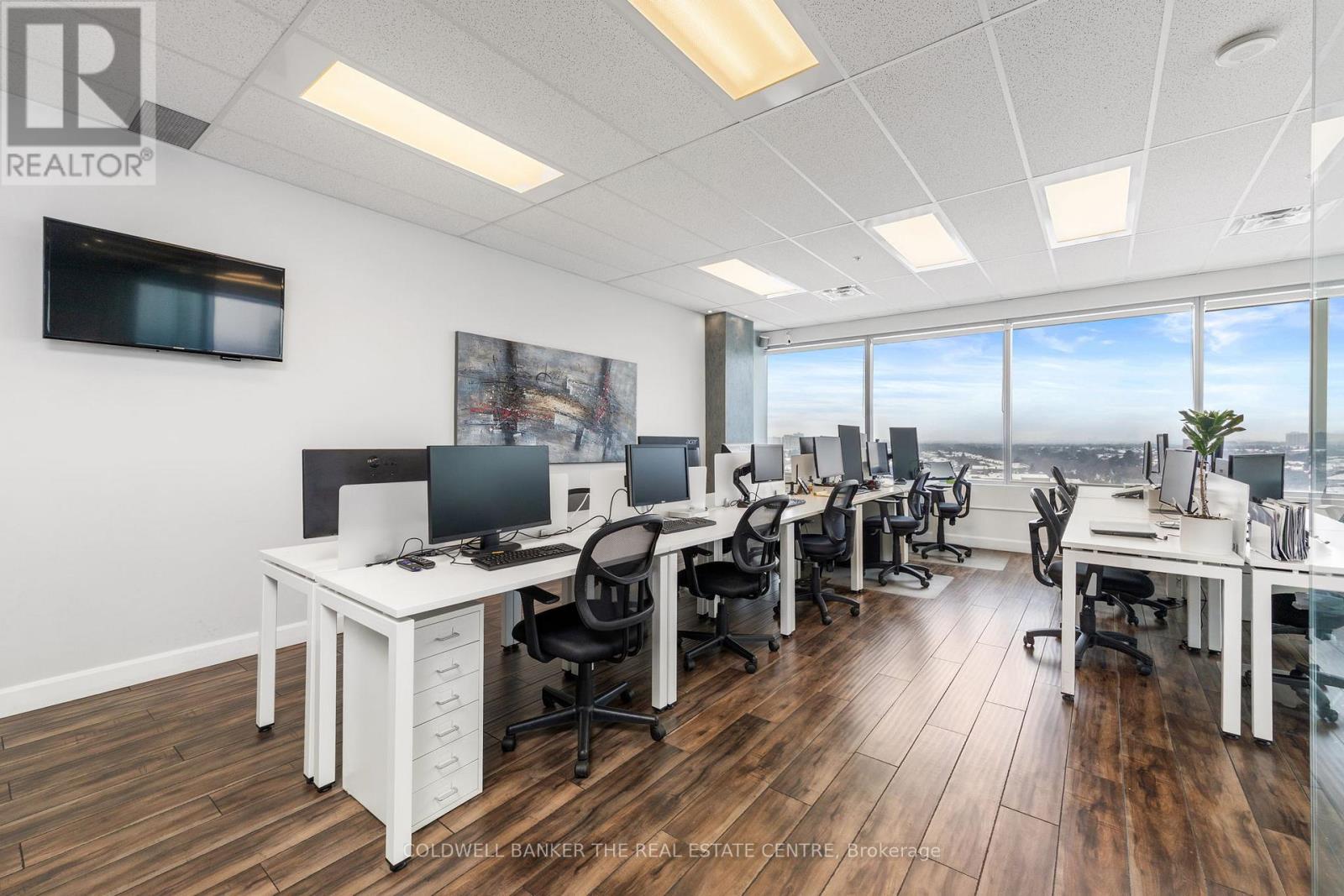 812 - 7191 Yonge Street Property Photo 5