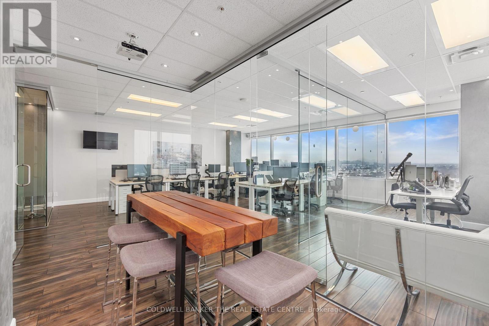 812 - 7191 Yonge Street Property Photo 16