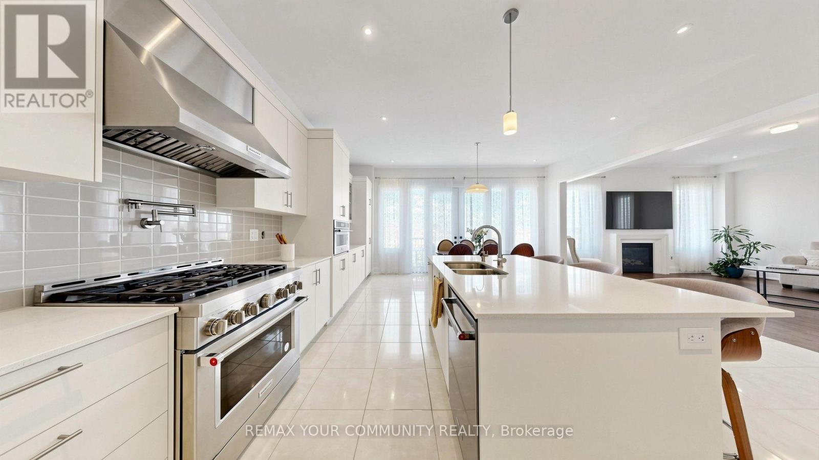 9 Backhouse Drive Property Photo 6