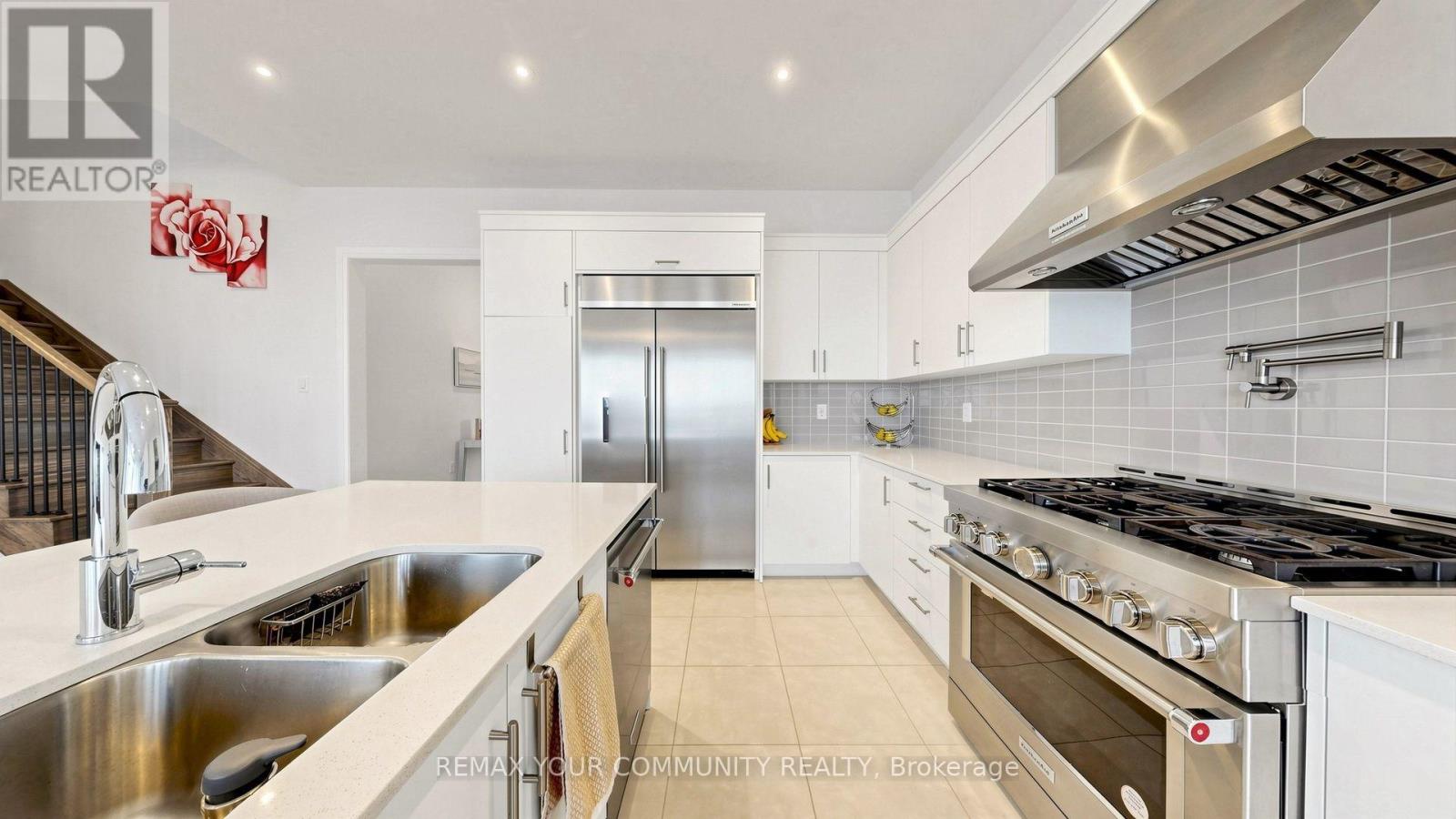 9 Backhouse Drive Property Photo 8
