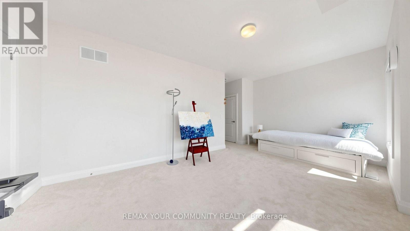 9 Backhouse Drive Property Photo 37