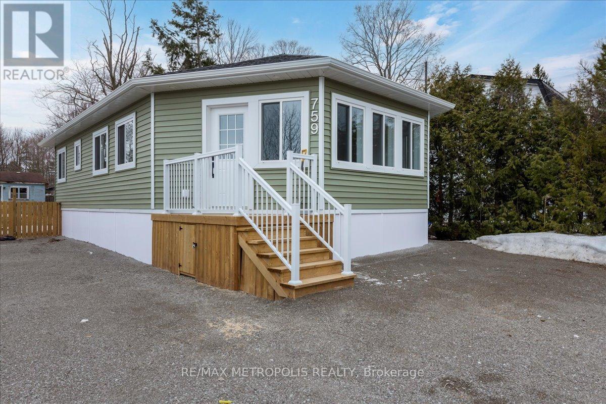 759 Innisfil Beach Road Property Photo 1
