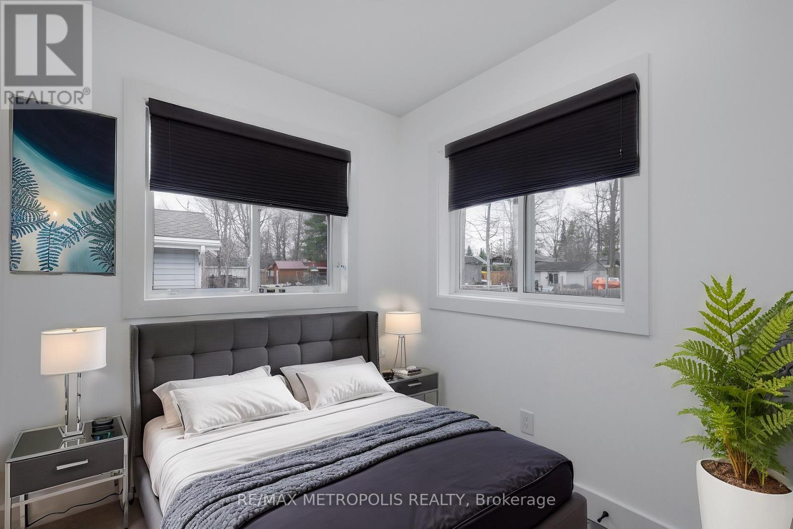 759 Innisfil Beach Road Property Photo 6