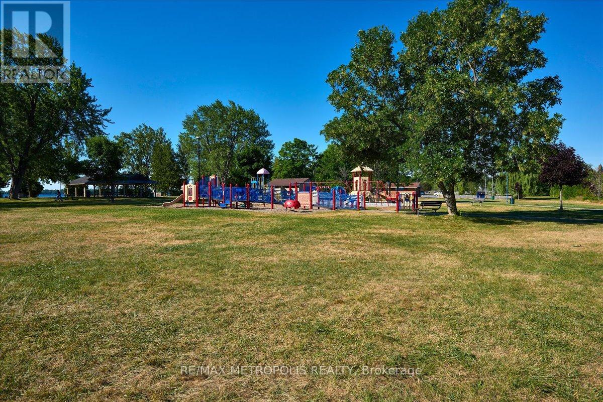 759 Innisfil Beach Road Property Photo 23