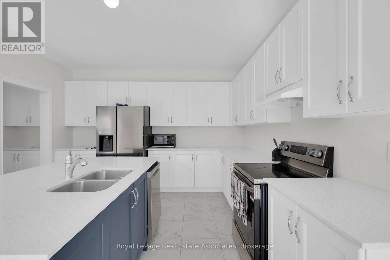 1418 Davis Loop Property Photo 17