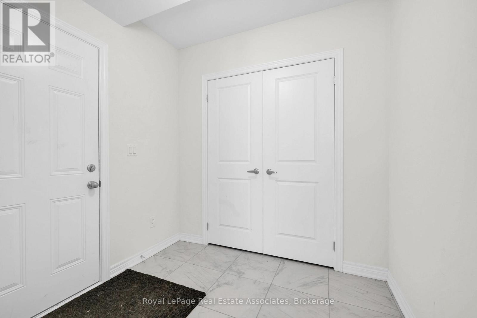 1418 Davis Loop Property Photo 22