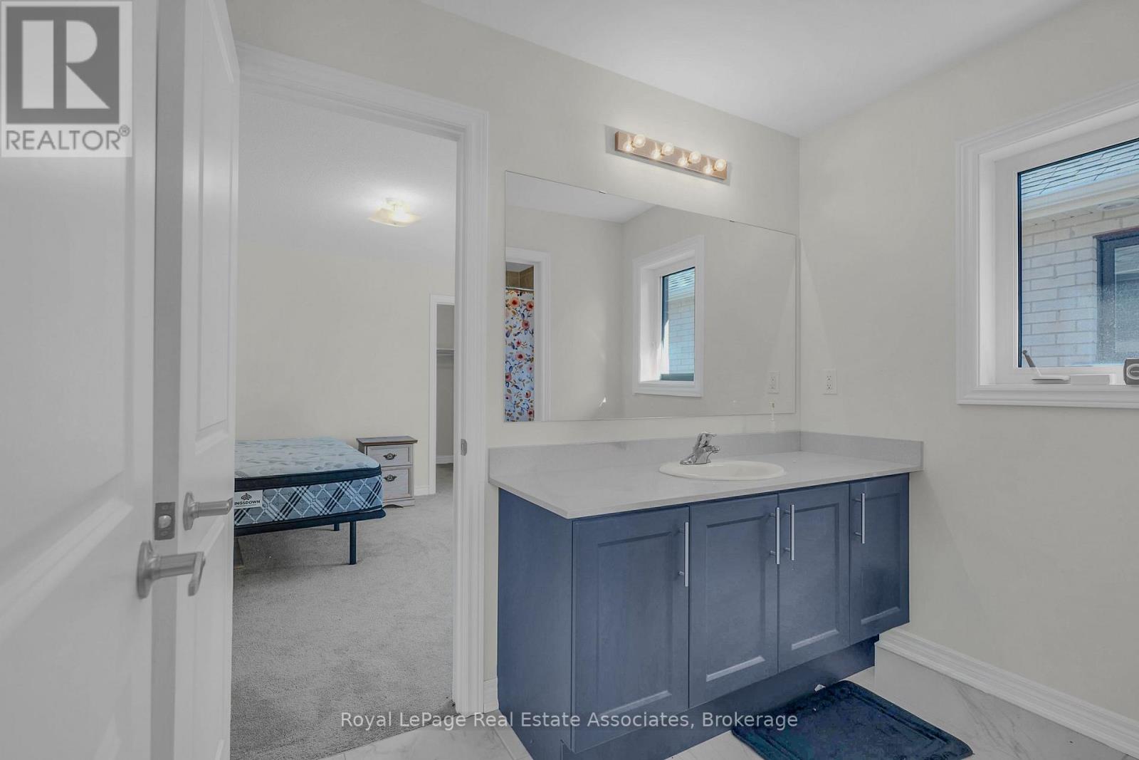 1418 Davis Loop Property Photo 38
