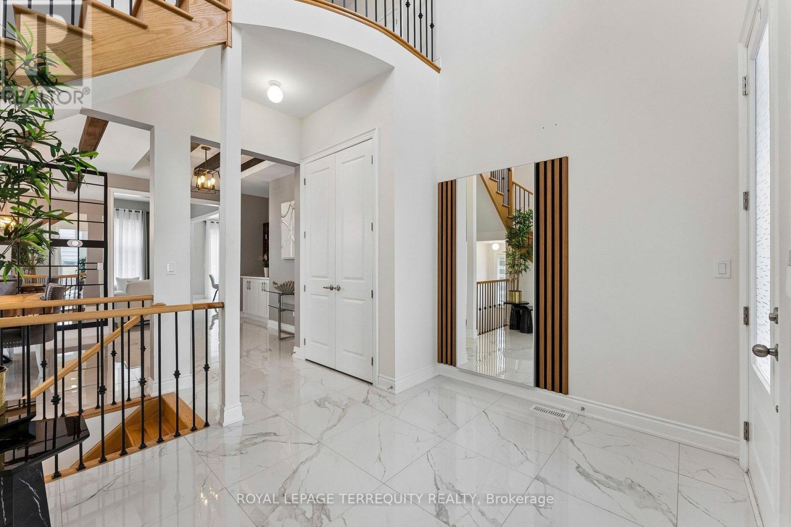 7 Ballanview Court Property Photo 3