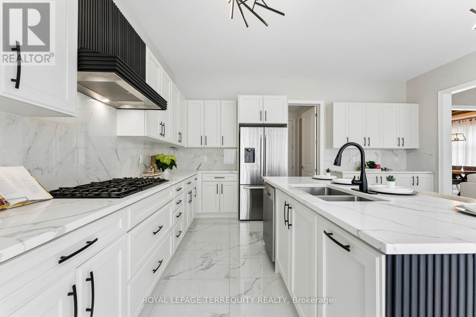 7 Ballanview Court Property Photo 9